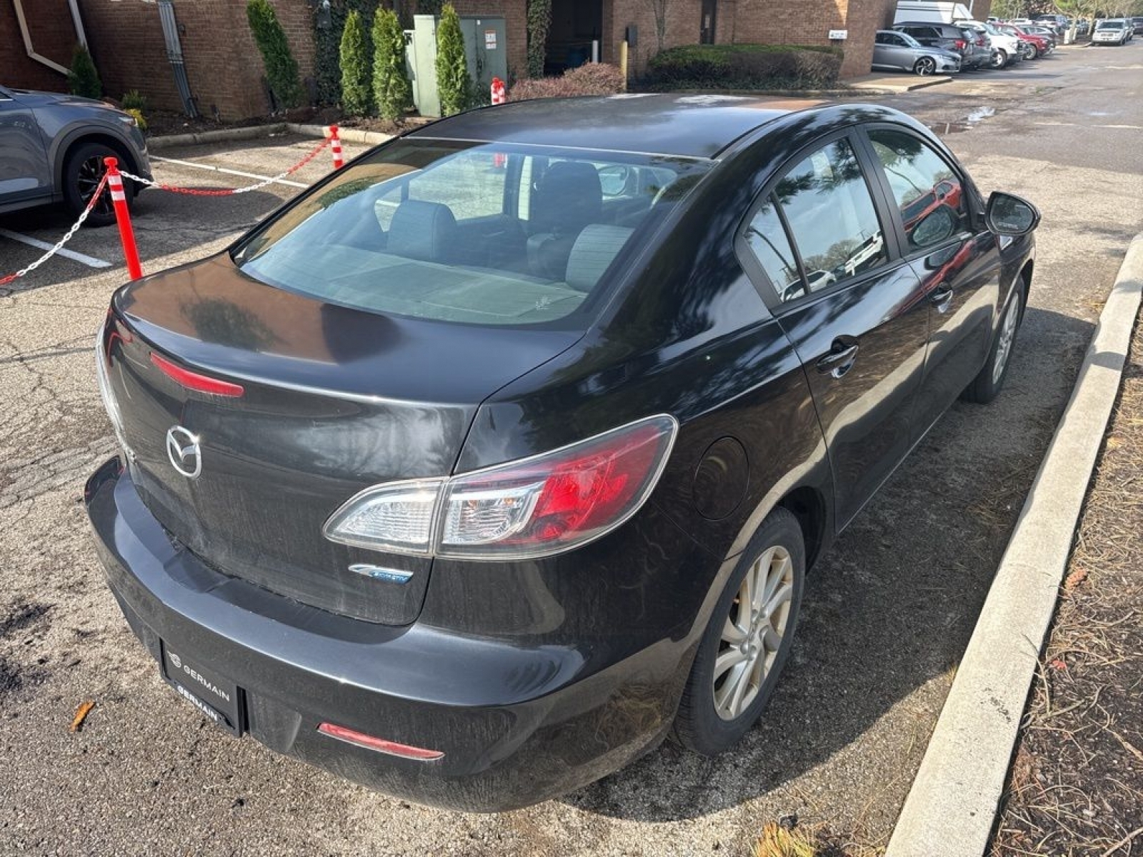 View vehicle photo 7