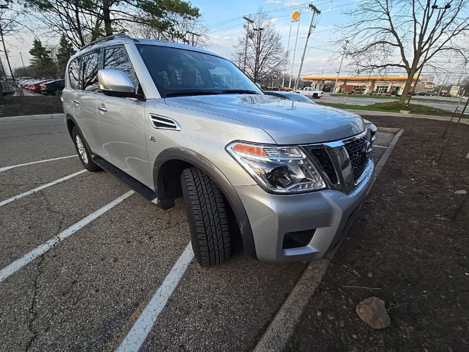 View vehicle photo 4