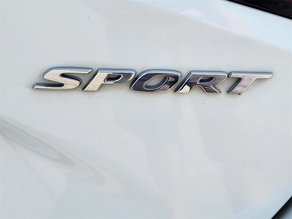 Certified, 2022 Honda Civic Sport, White, H242066A-6