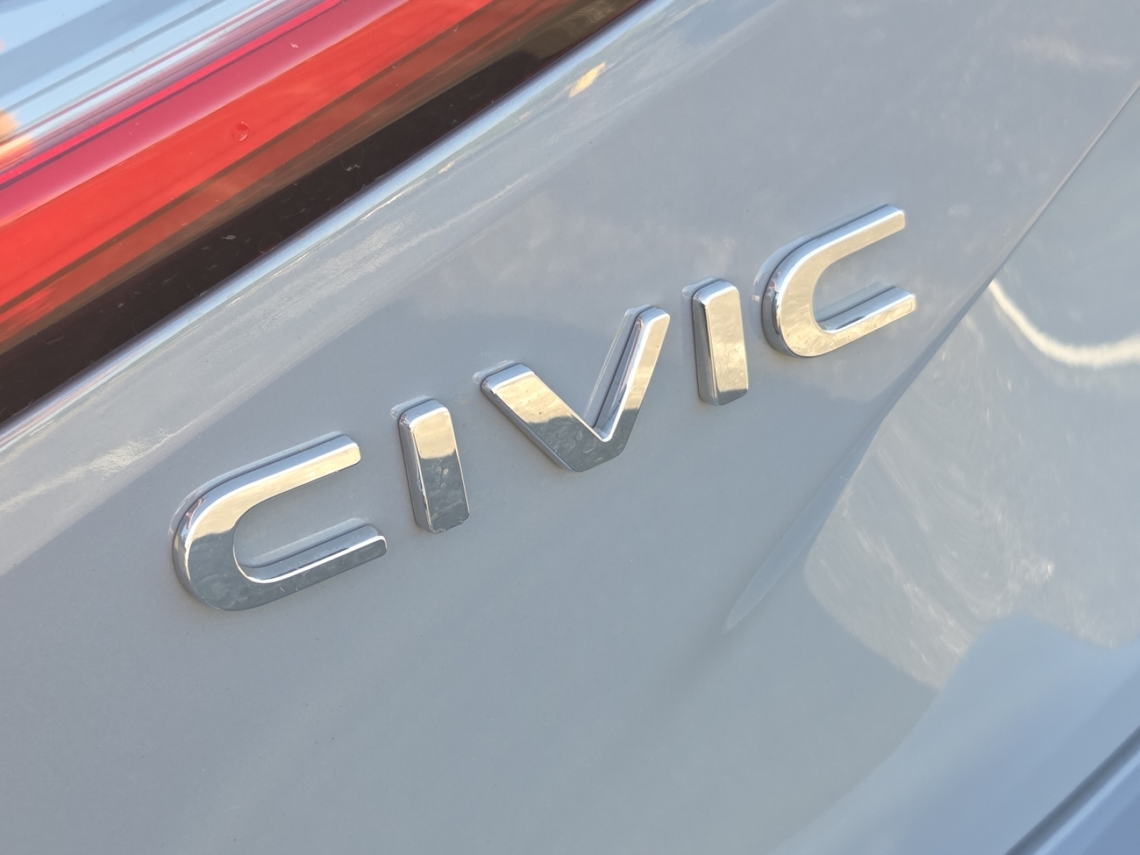 2024 Honda Civic Hatchback Sport - Photo 17