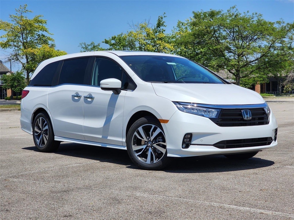 New, 2024 Honda Odyssey Touring, White, H242228-2