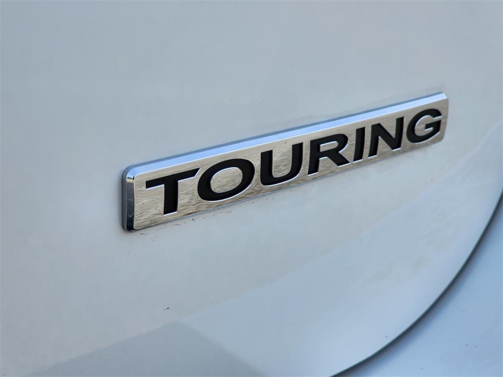Certified, 2024 Honda Odyssey Touring, White, NC8953-10
