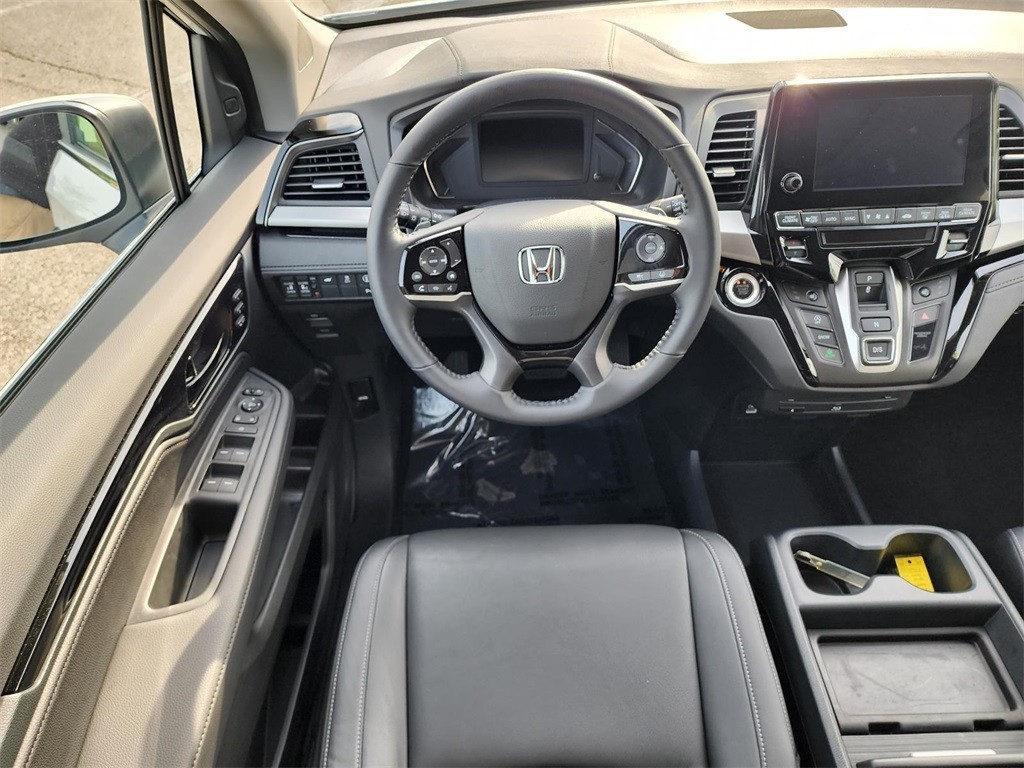 Certified, 2024 Honda Odyssey Touring, White, NC8953-26