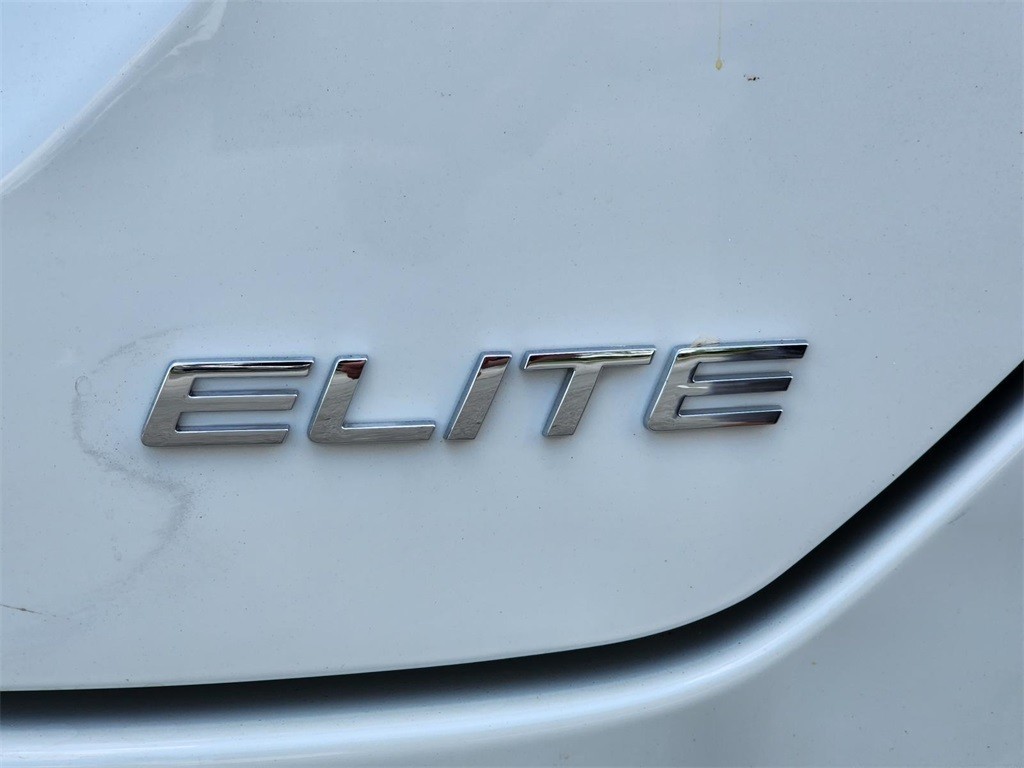 New, 2025 Honda Pilot Elite, White, H250209-27