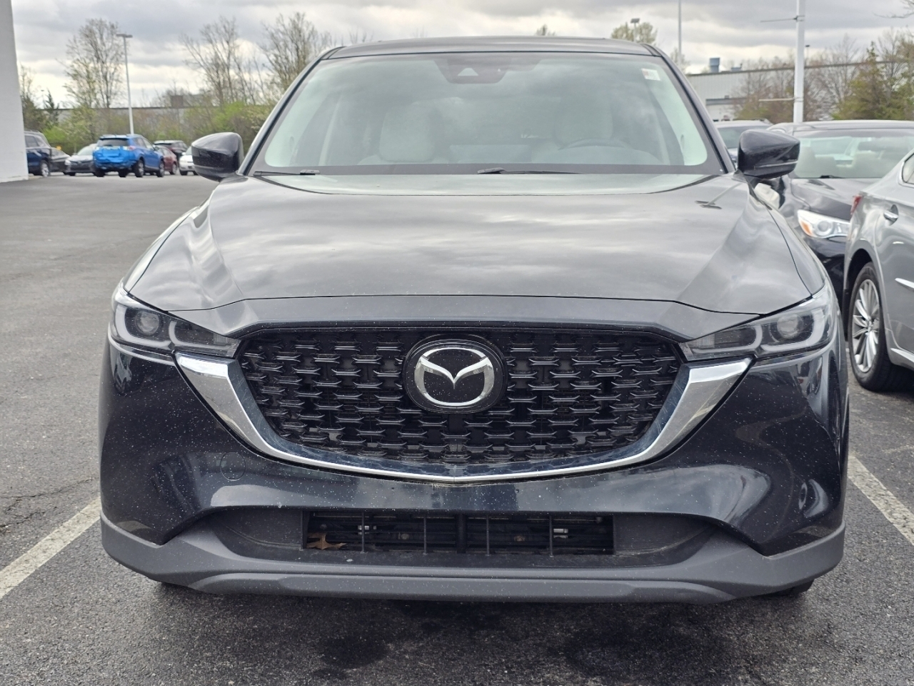 View vehicle photo 2