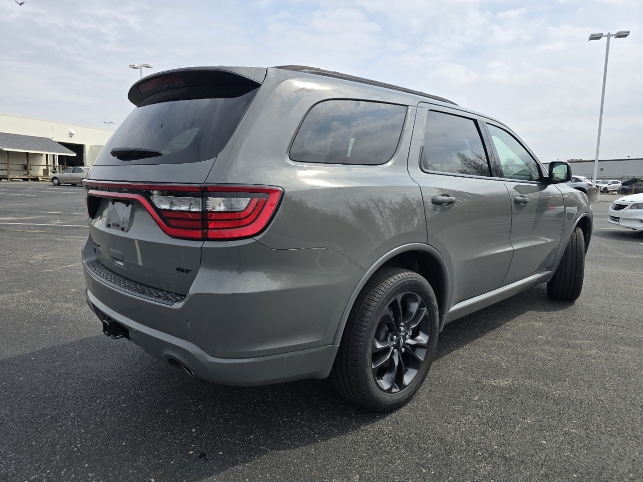 View vehicle photo 7