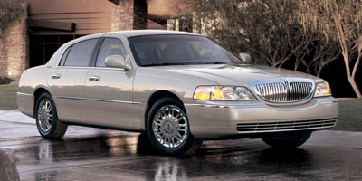 Used, 2006 Lincoln Town Car Designer, Green, 2857