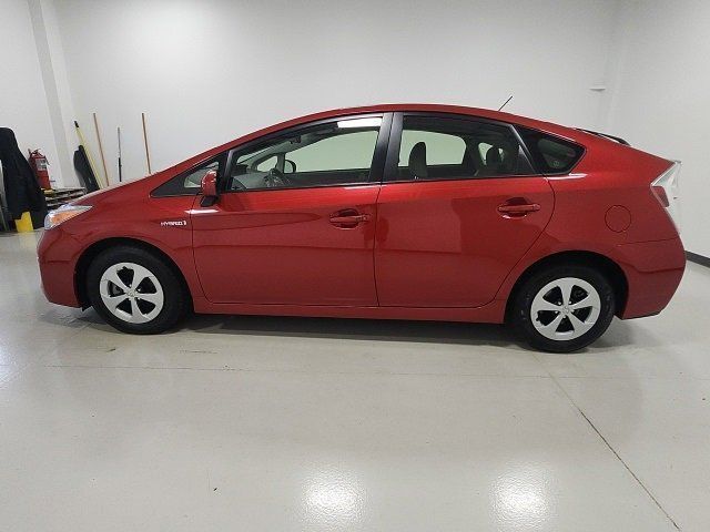 Used, 2013 Toyota Prius 5-door HB One, Red, D0341601A-19