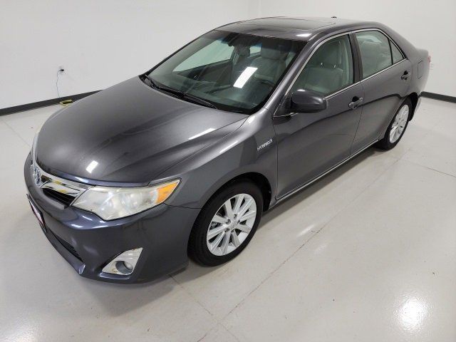 Used, 2014 Toyota Camry Hybrid XLE, Gray, EU104239-6