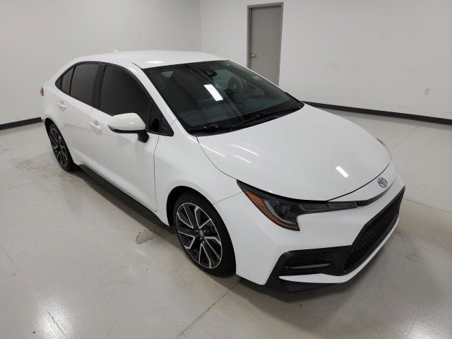 Certified, 2020 Toyota Corolla SE CVT, White, LP040578-5