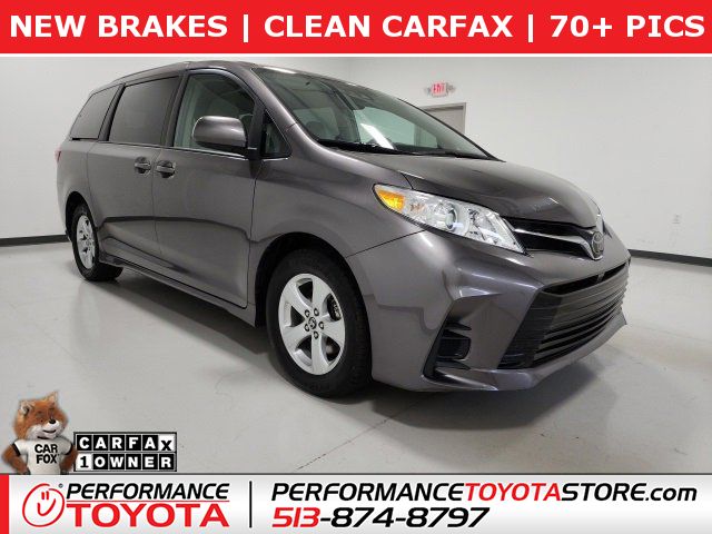 2020 Toyota Sienna XLE FWD 8-Passenger (SE), LS041381, Photo 1