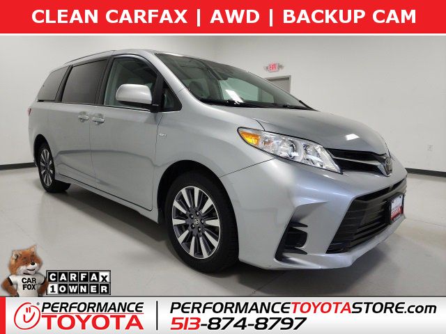 2020 Toyota Sienna XLE FWD 8-Passenger (SE), LS041381, Photo 1