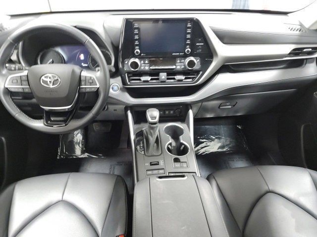 Certified, 2021 Toyota Highlander XLE AWD, Gray, MS111416-2