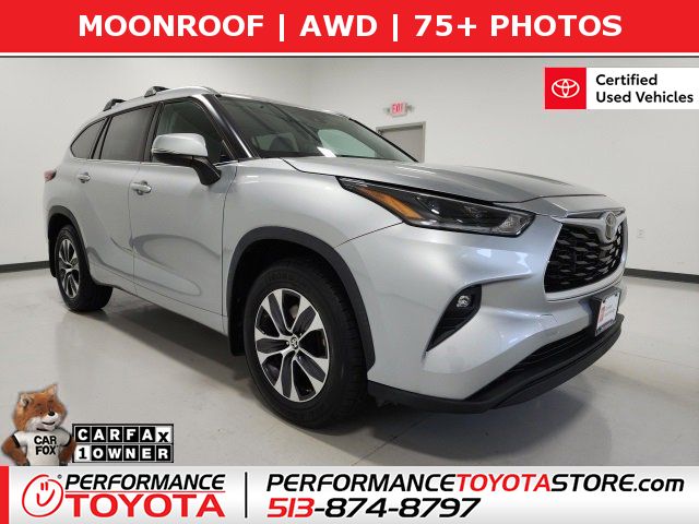 Certified, 2021 Toyota Highlander XLE AWD, Silver, MS113510-1