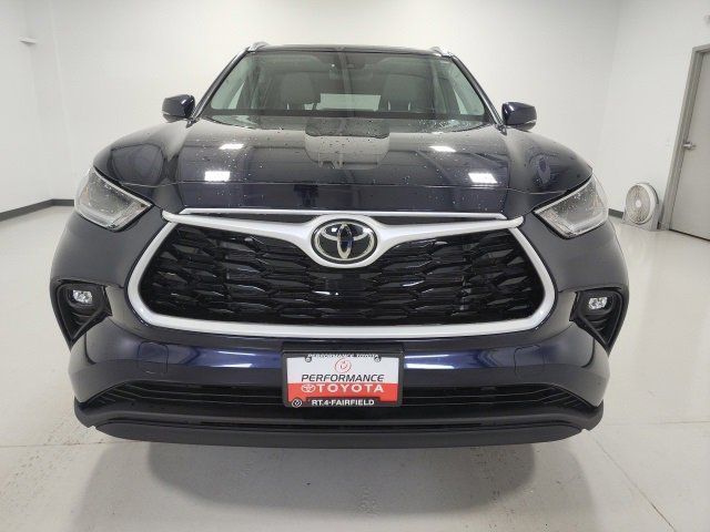 Certified, 2021 Toyota Highlander XLE AWD, Blue, MS109358-3