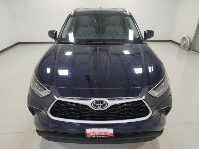 Certified, 2021 Toyota Highlander XLE AWD, Blue, MS109358-4