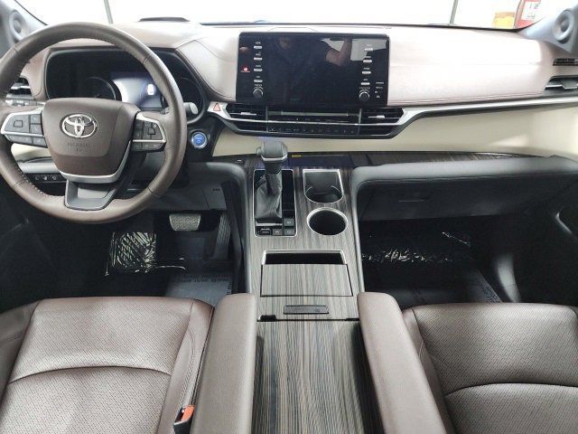 Used, 2021 Toyota Sienna Platinum AWD 7-Passenger, Gray, MS003420-2