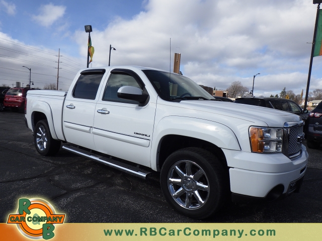 2010 Dodge Ram 1500 4WD Crew Cab 140.5