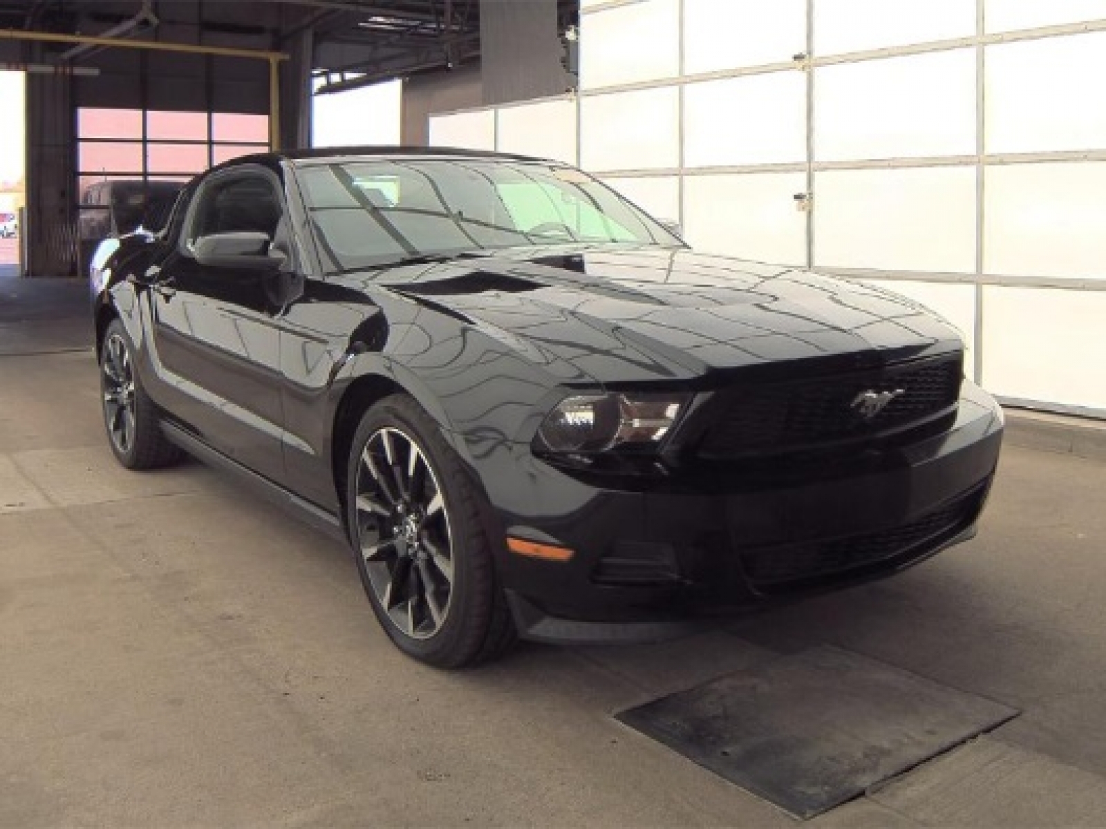 2012 Ford Mustang image