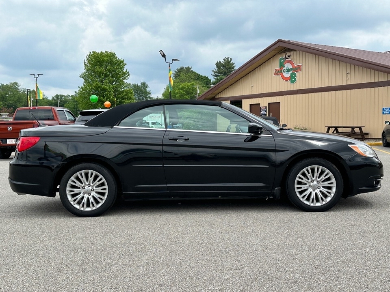 2013 Chrysler 200