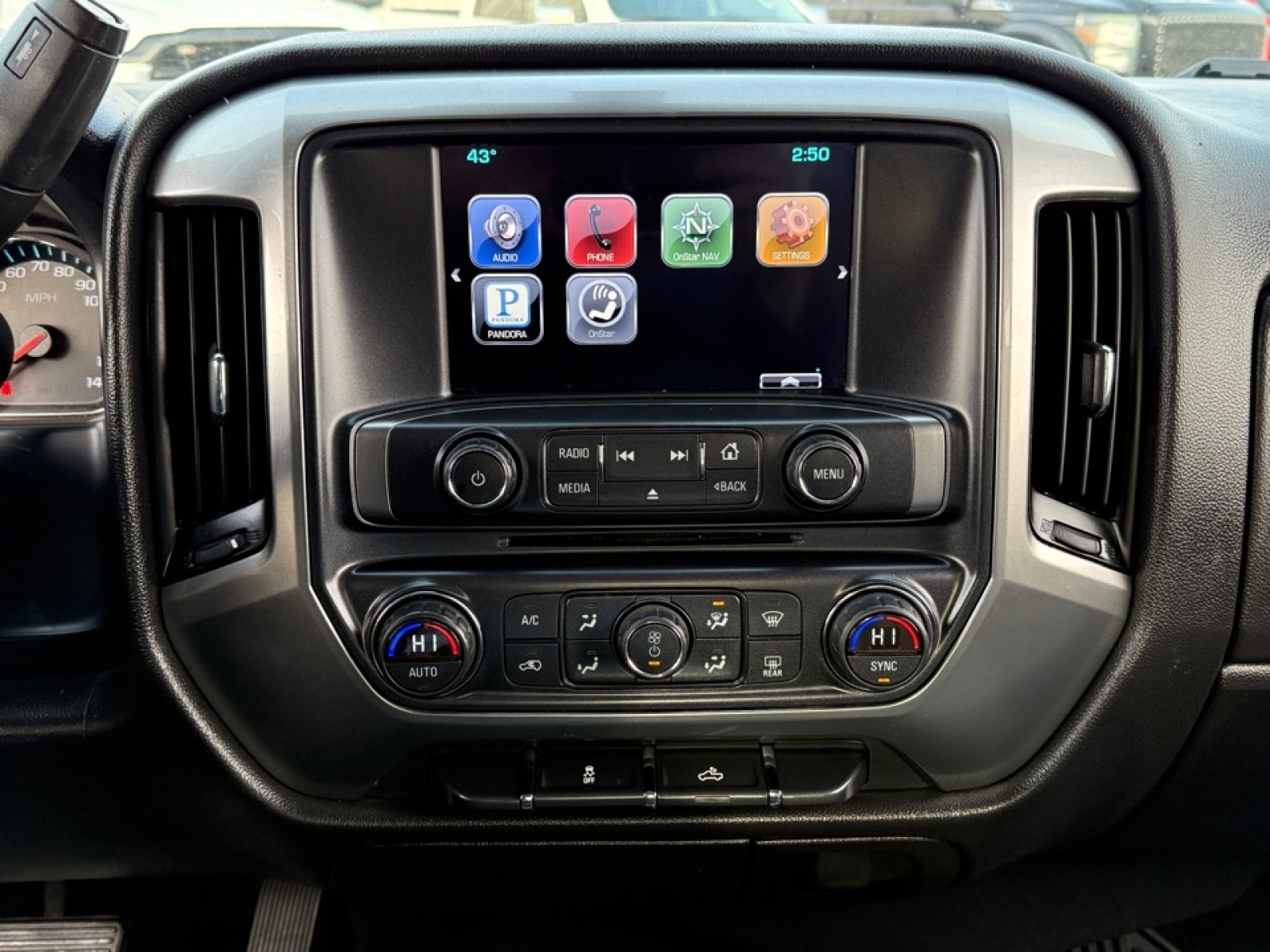 2014 Chevrolet Silverado 1500 image