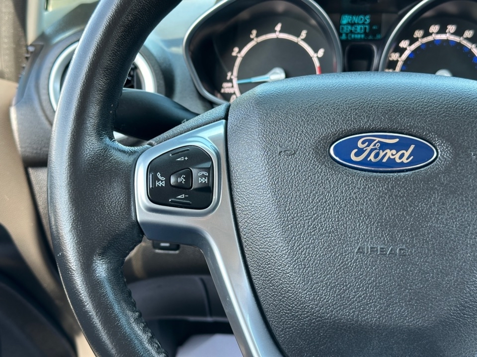 2014 Ford Fiesta image