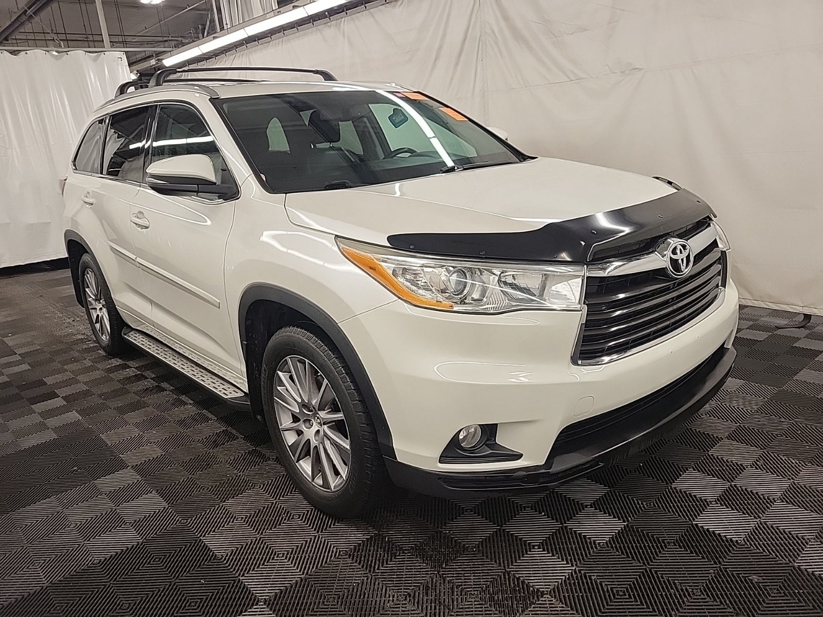 2014 Toyota Highlander image