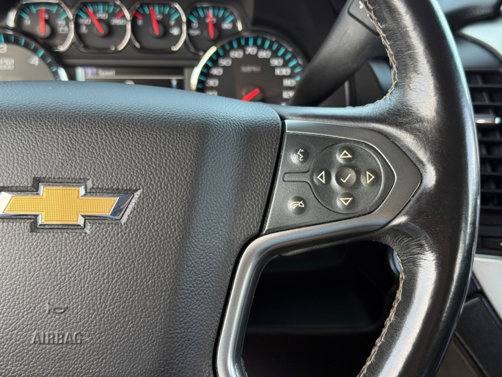 2016 Chevrolet Suburban LTZ, 38519A, Photo