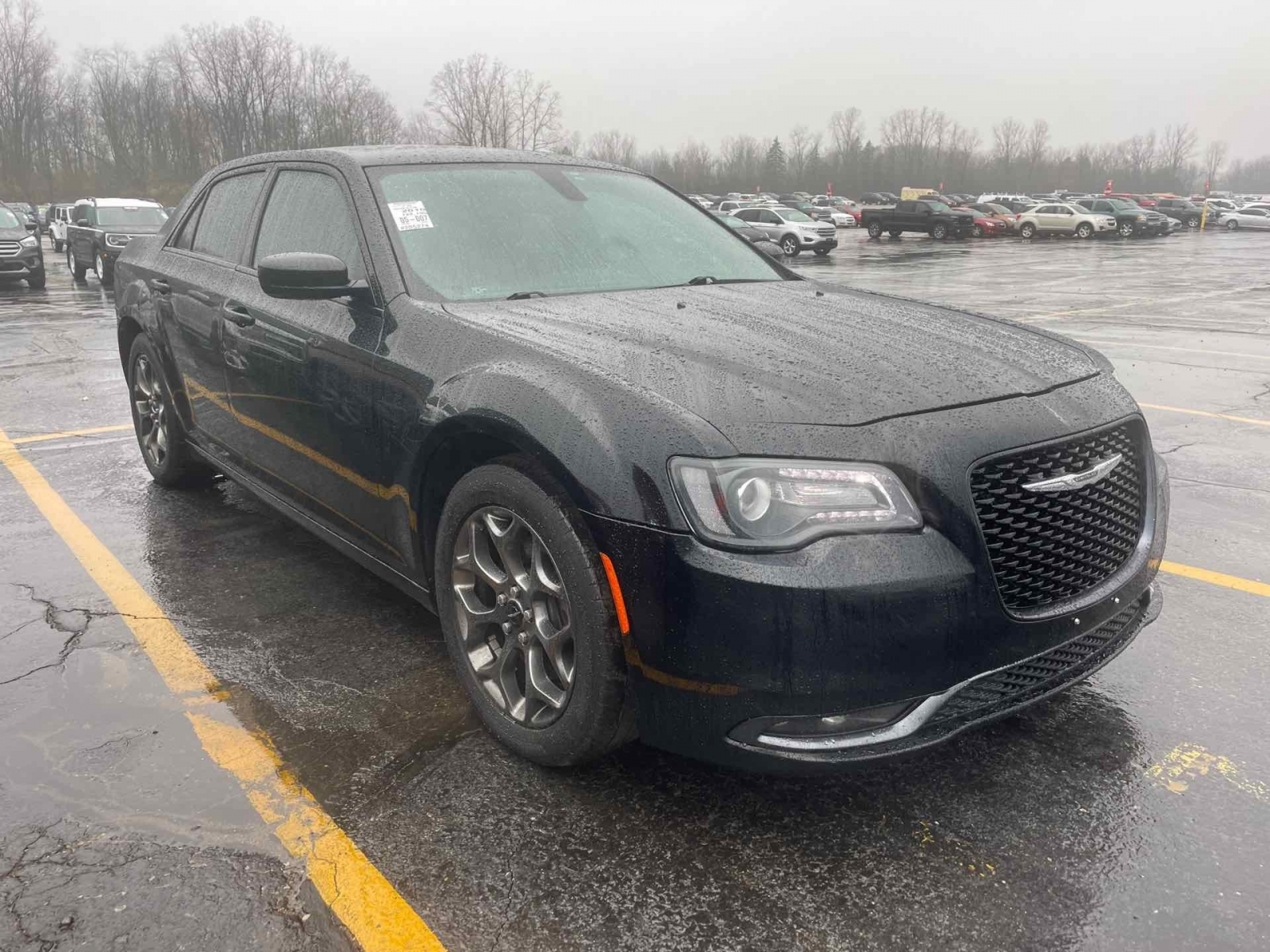 2016 Chrysler 300 image