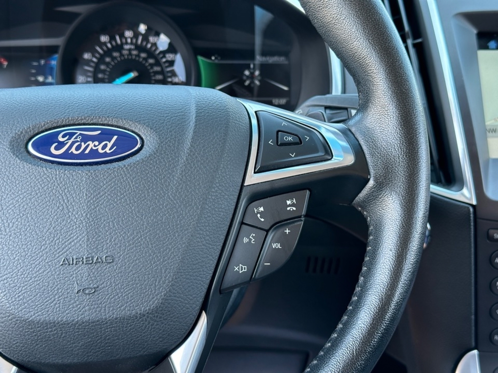 2016 Ford Edge