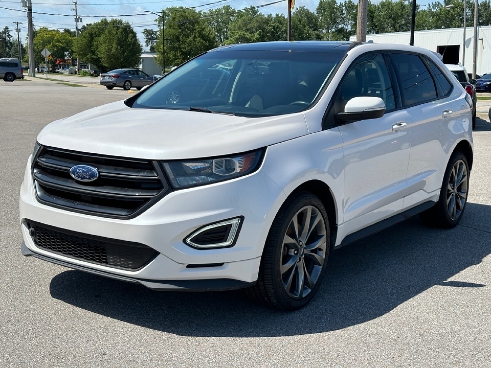 2016 Ford Edge