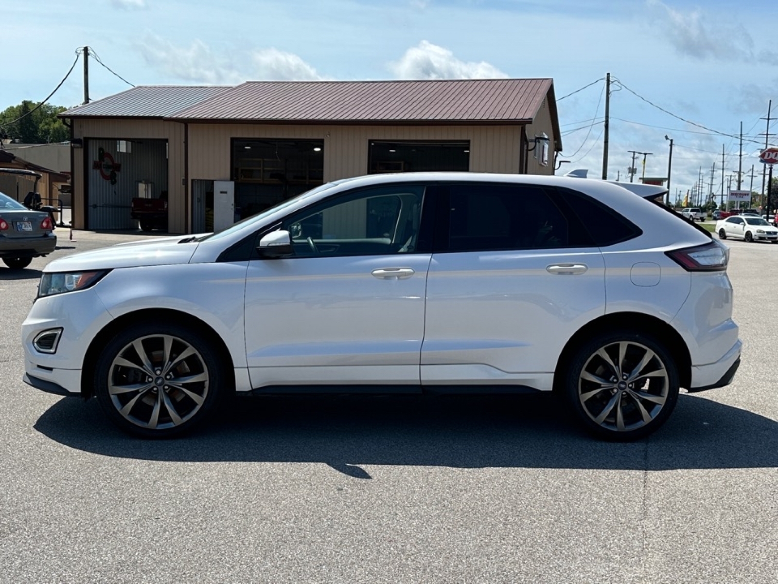 2016 Ford Edge