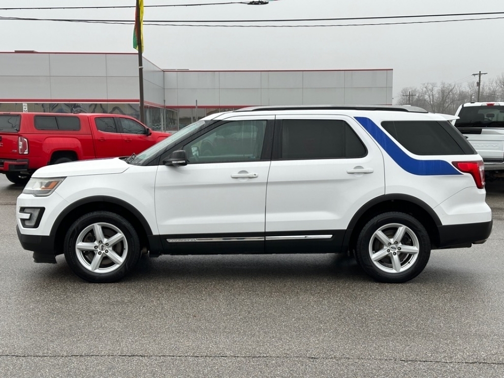 2016 Ford Explorer