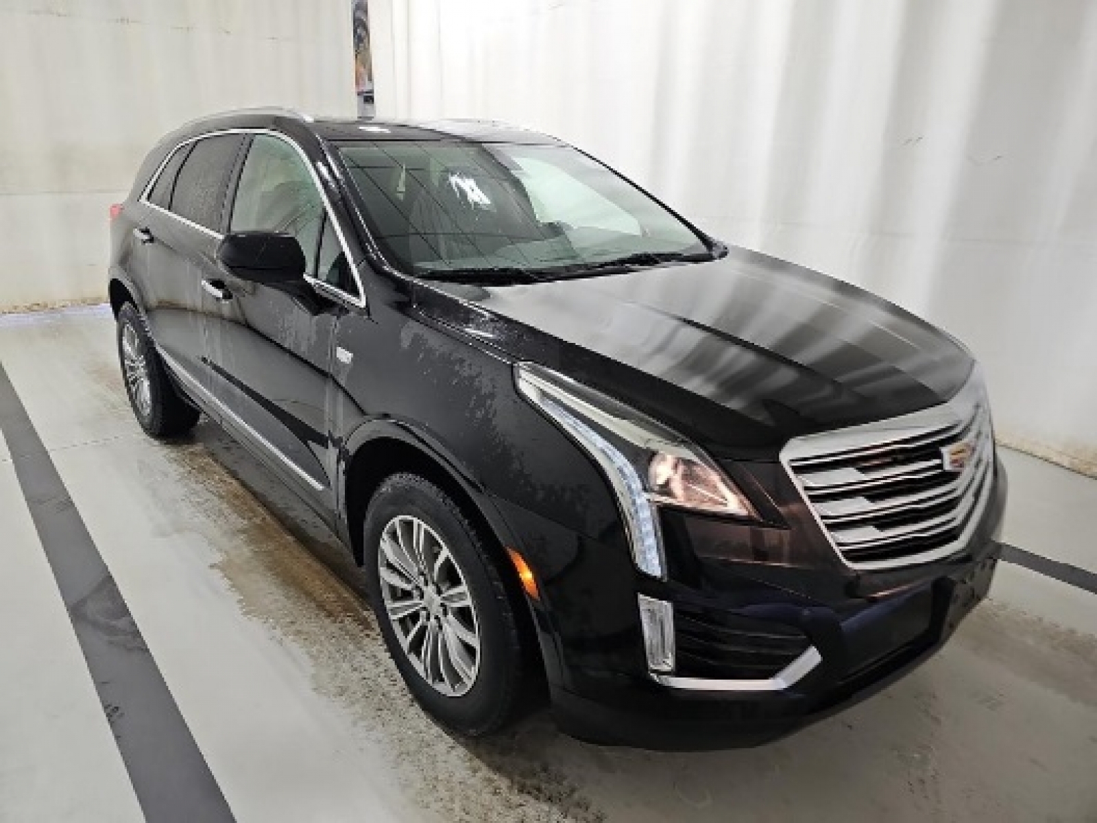 2017 Cadillac XT5 image