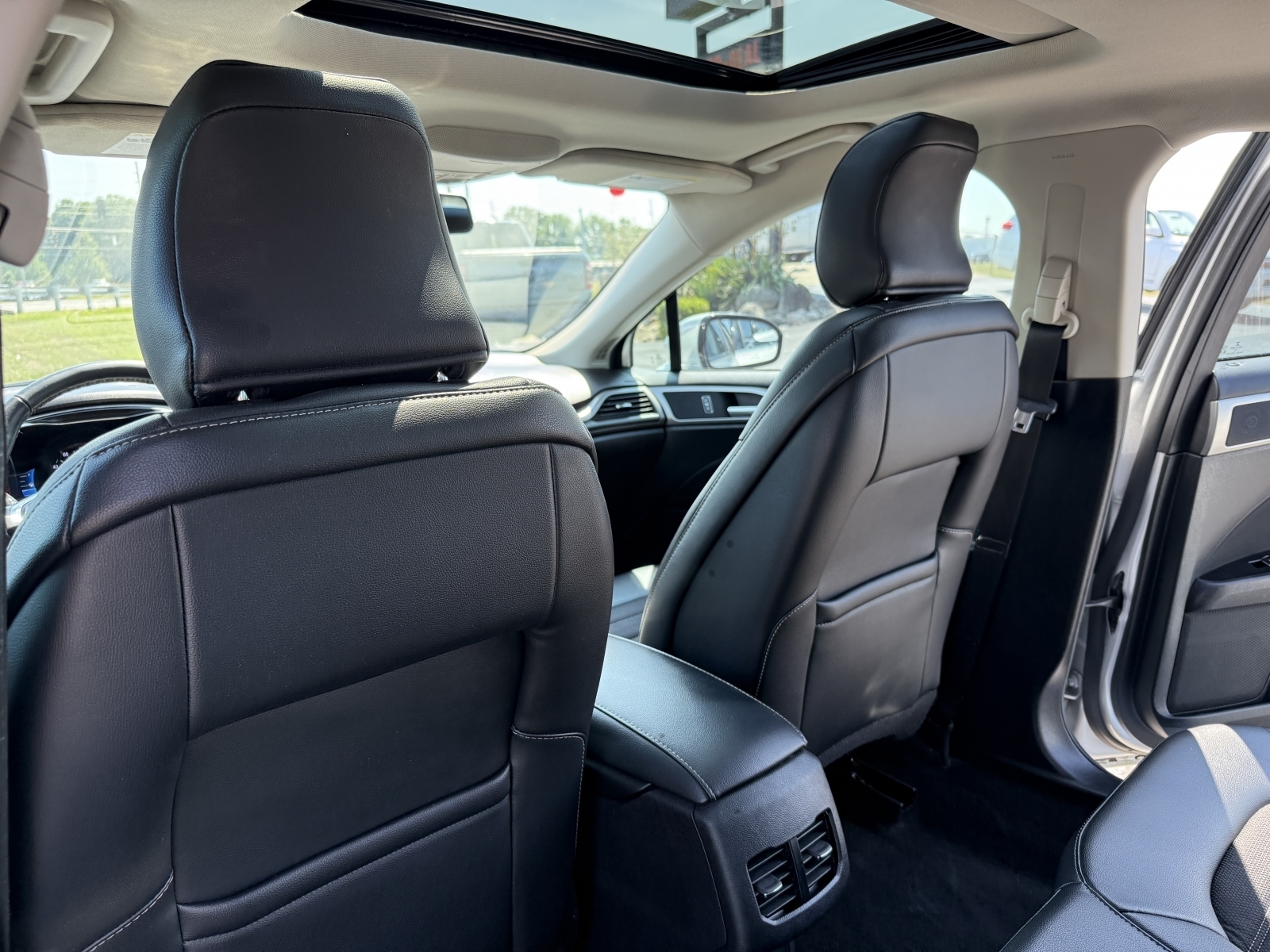 2017 Ford Fusion SE, 38649, Photo