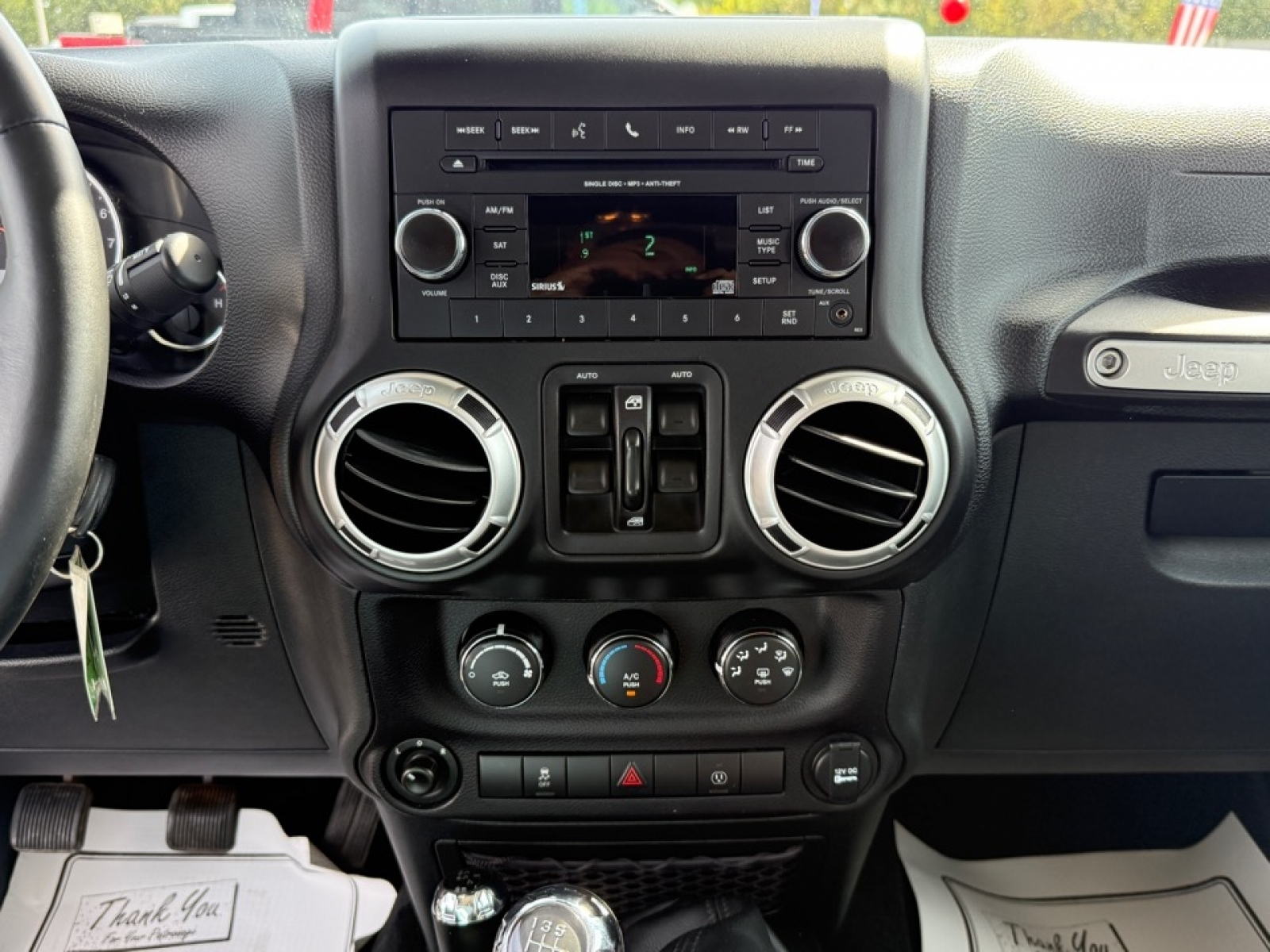 2017 Jeep Wrangler Unlimited Sahara 4x4, 38611A, Photo