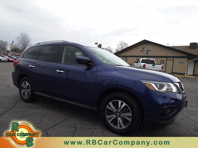 2016 Nissan Rogue SV FWD, 25682, Photo 1