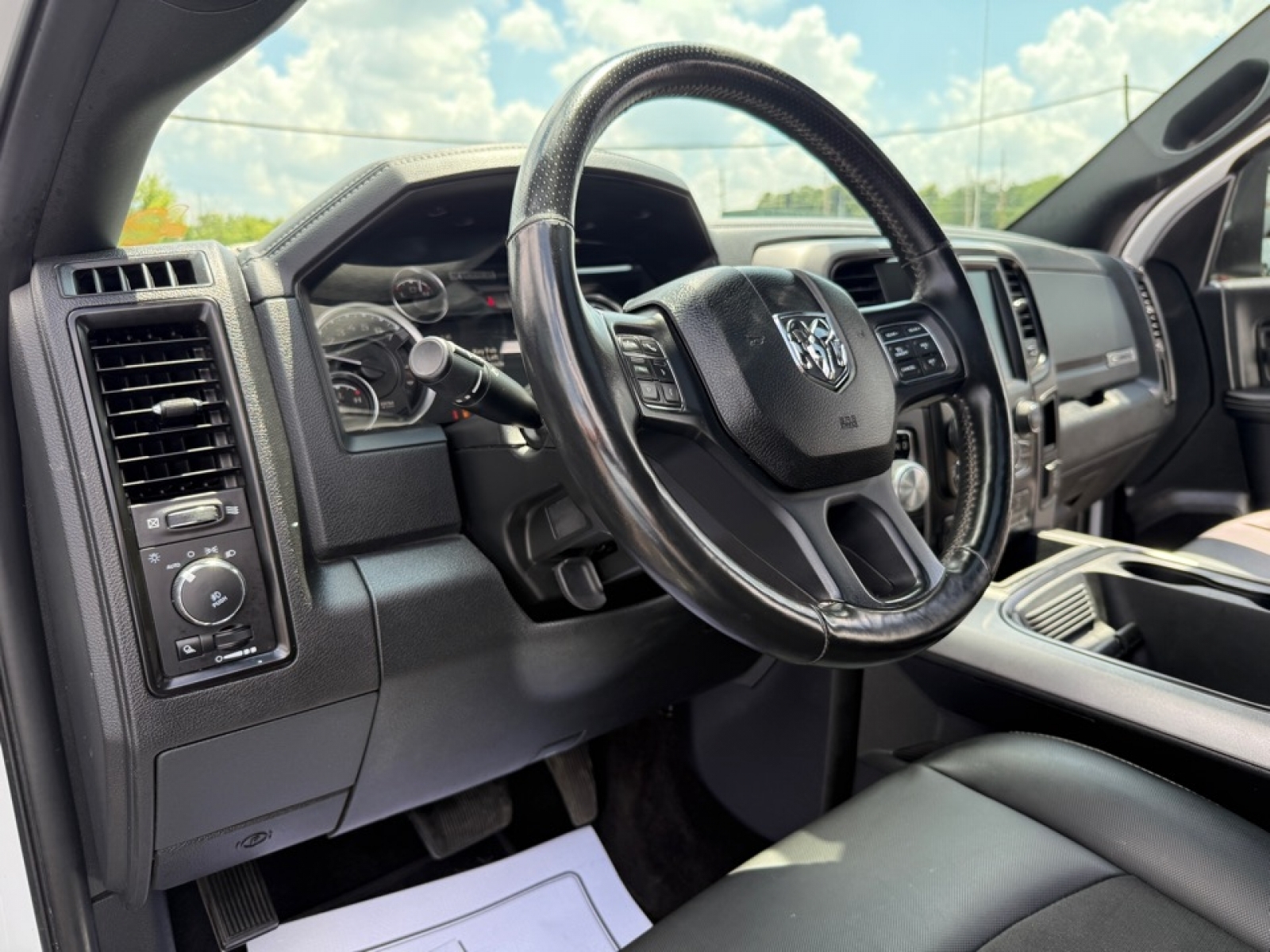 2017 Ram 1500 Rebel photo 13