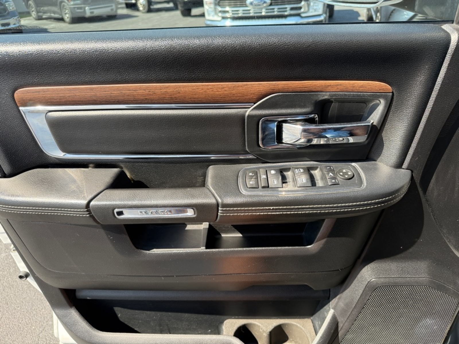 2017 Ram 2500 Laramie Crew Cab 4x4 6'4