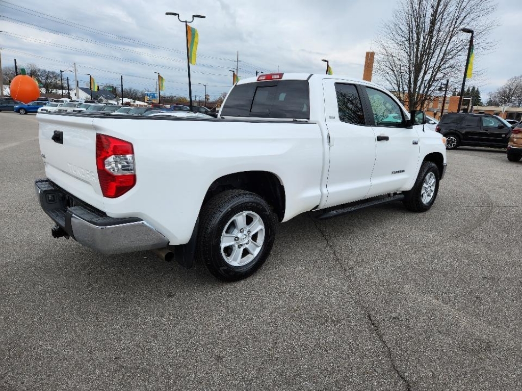 2017 Toyota Tundra image