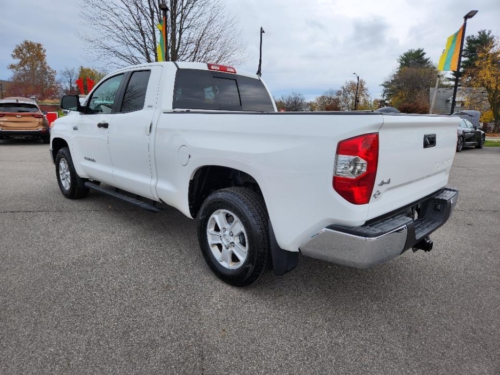 2017 Toyota Tundra image