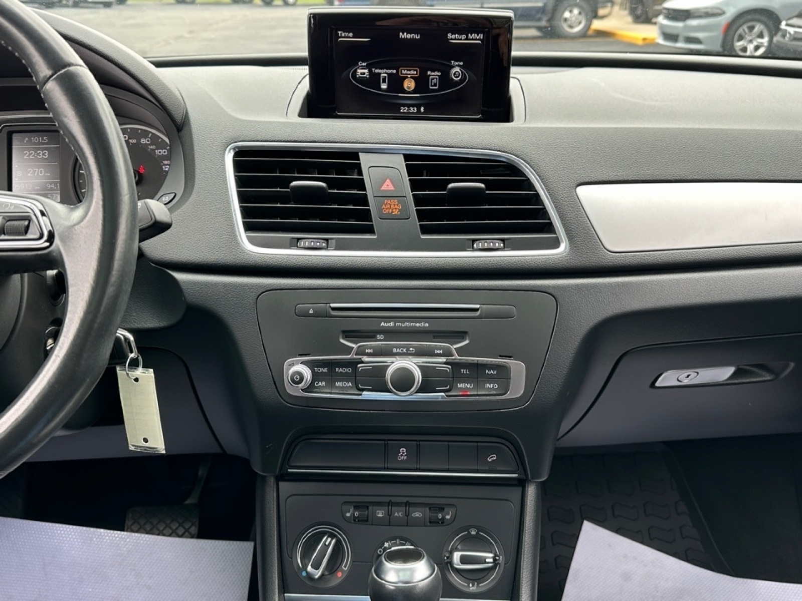2018 Audi Q3  2.0T Premium