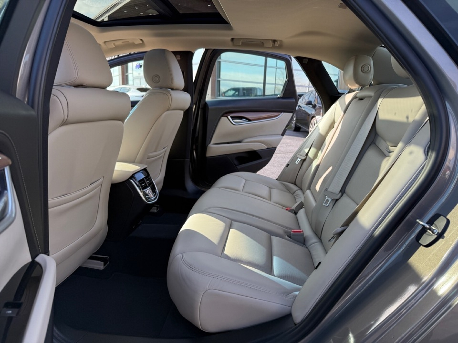 2018 Cadillac XTS image