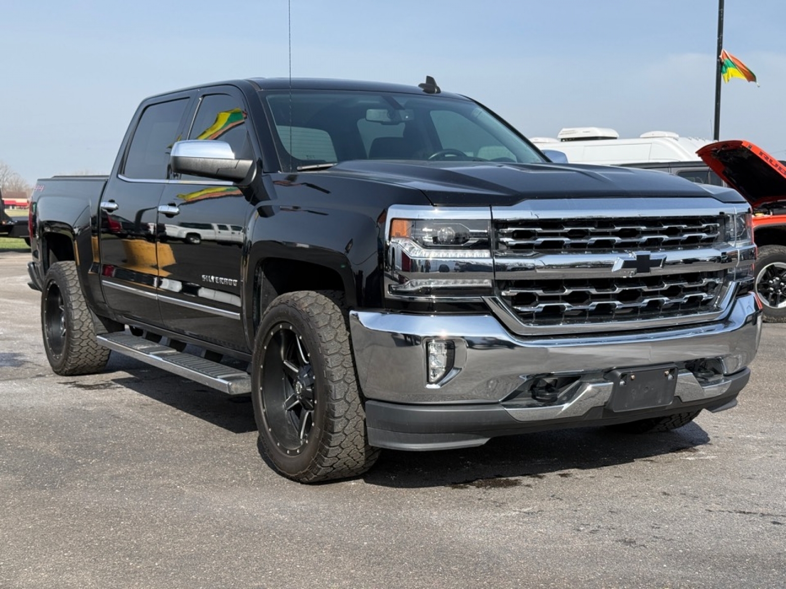 View vehicle photo 2