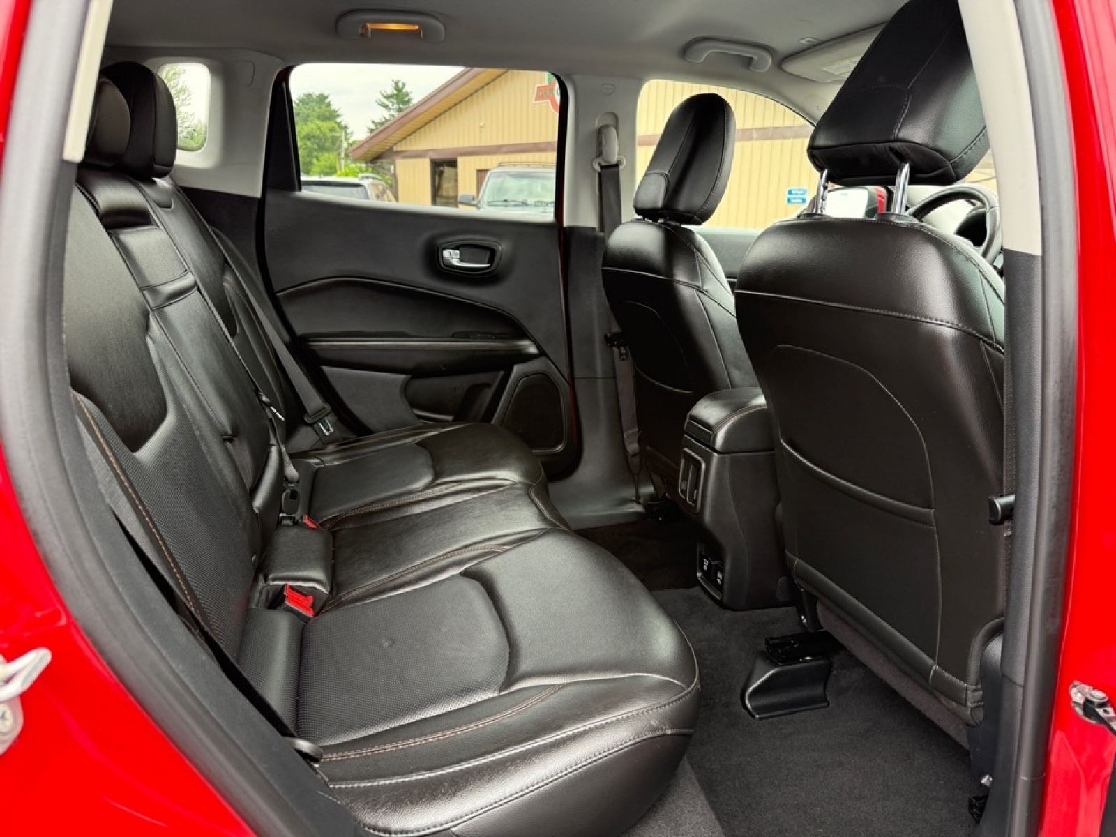 2018 Jeep Compass Limited photo 13