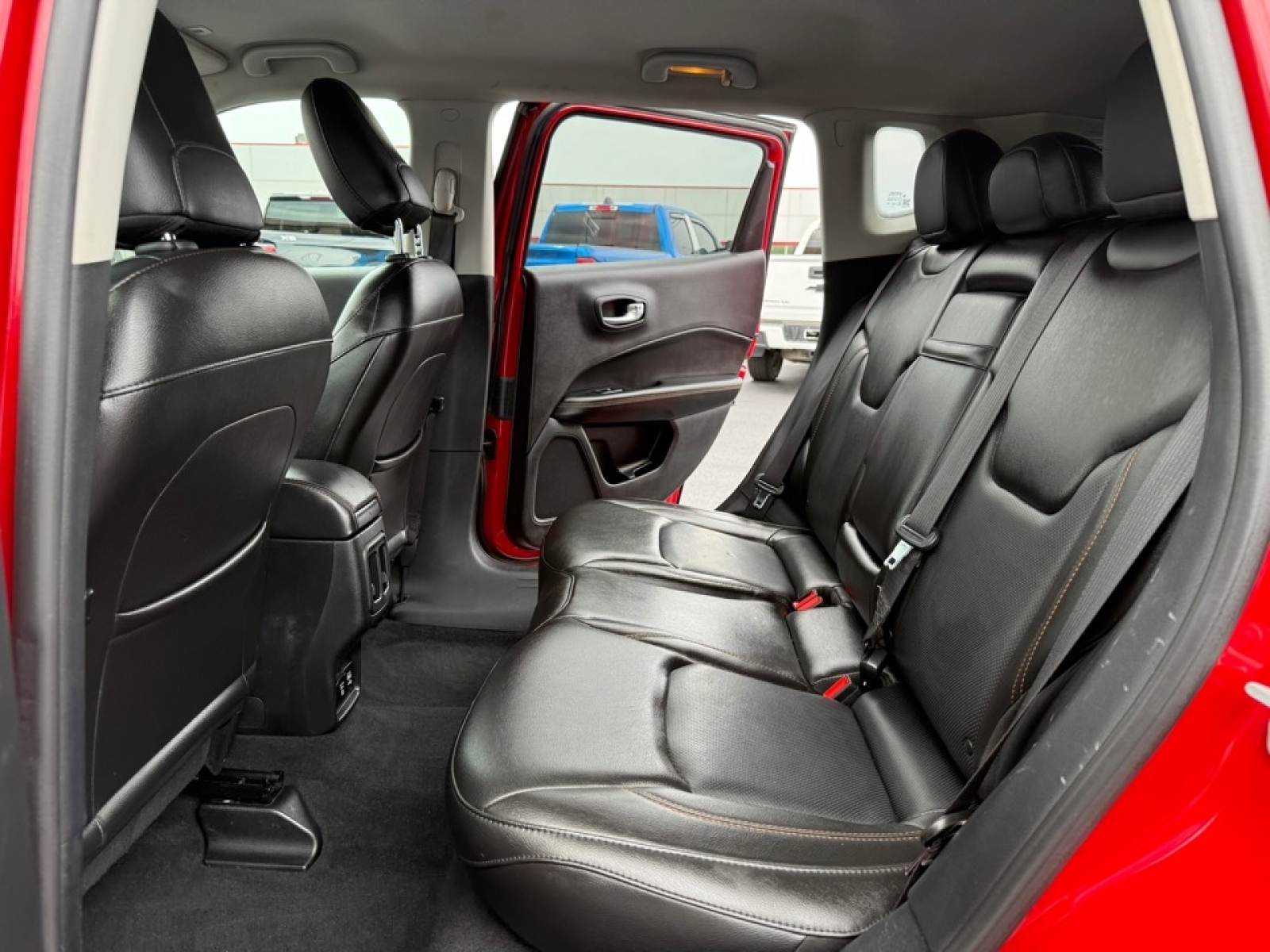 2018 Jeep Compass Limited photo 12