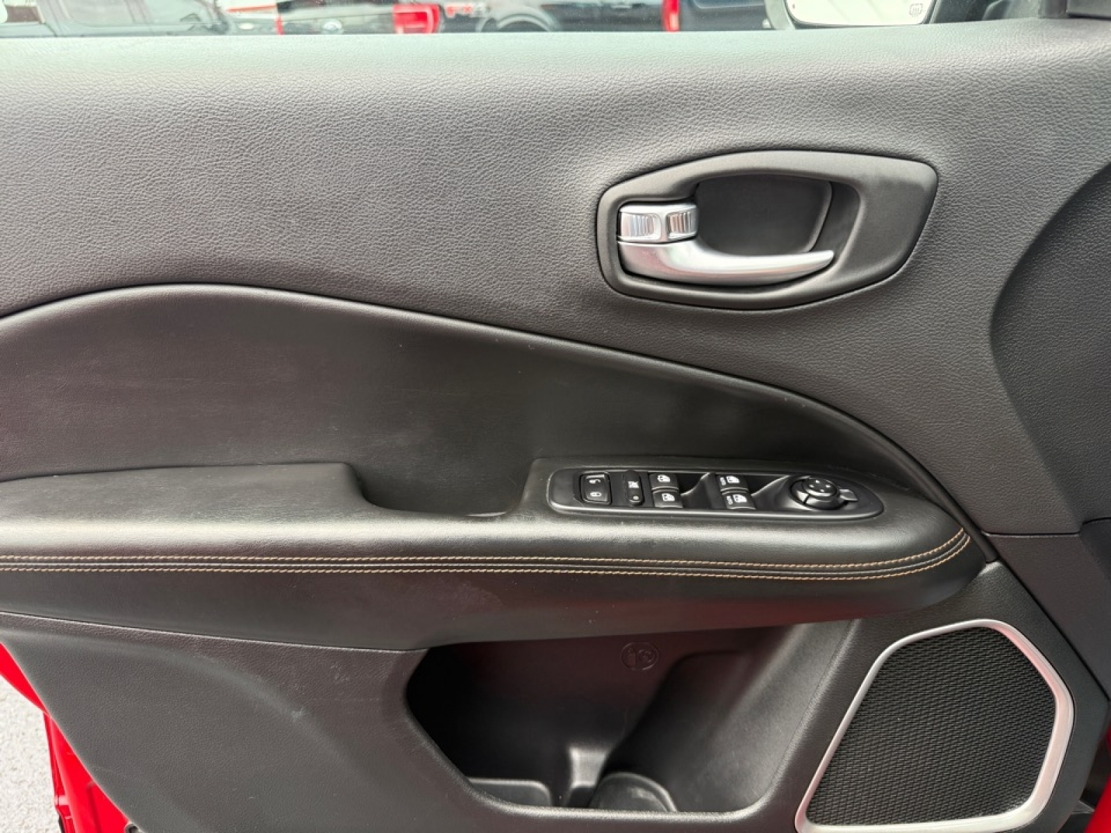 2018 Jeep Compass Limited photo 32
