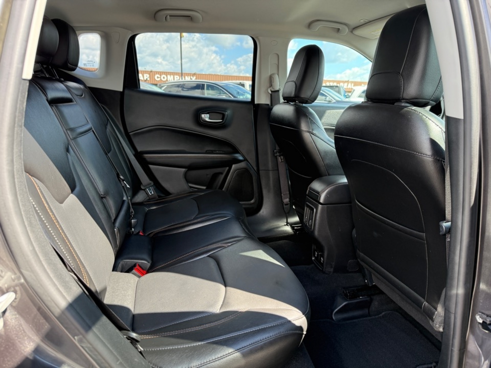 2018 Jeep Compass Limited 4x4, 38840, Photo