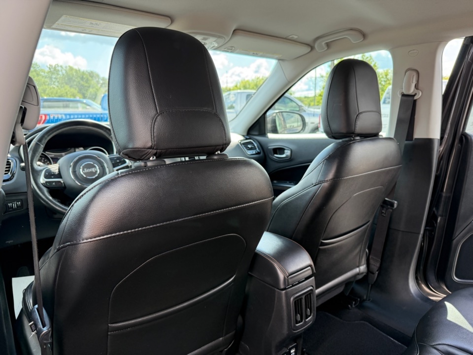 2018 Jeep Compass Limited 4x4, 38840, Photo