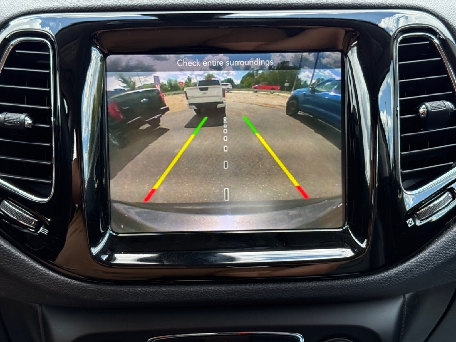 2018 Jeep Compass Limited 4x4, 38840, Photo